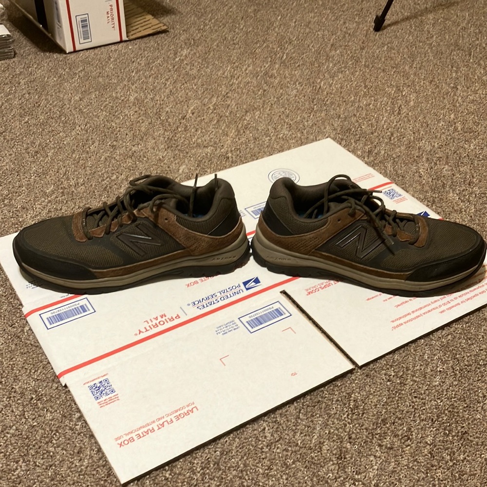 New Balance 669 men’s 11 D